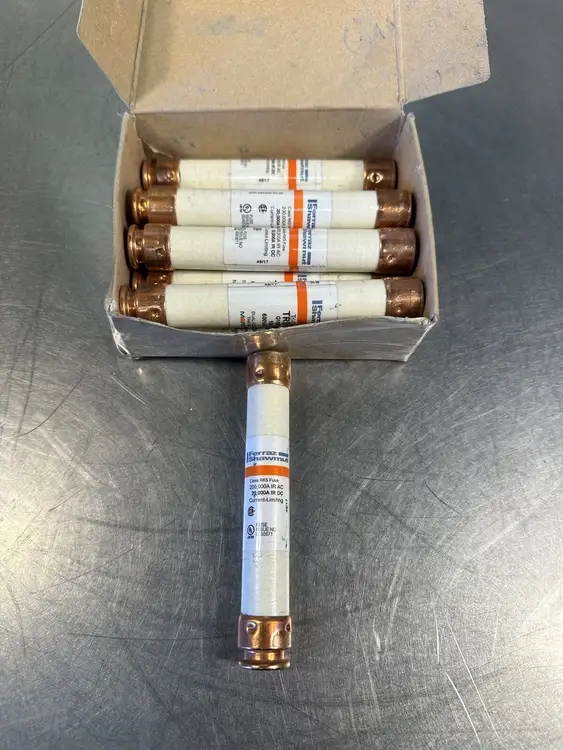 Used XYZ _UNKNOWN_ Fuses South Carolina US | Palmetto Automation #1153979
