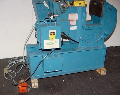 15 Ton 1" Stroke Benchmaster HORIZONTAL PRESS