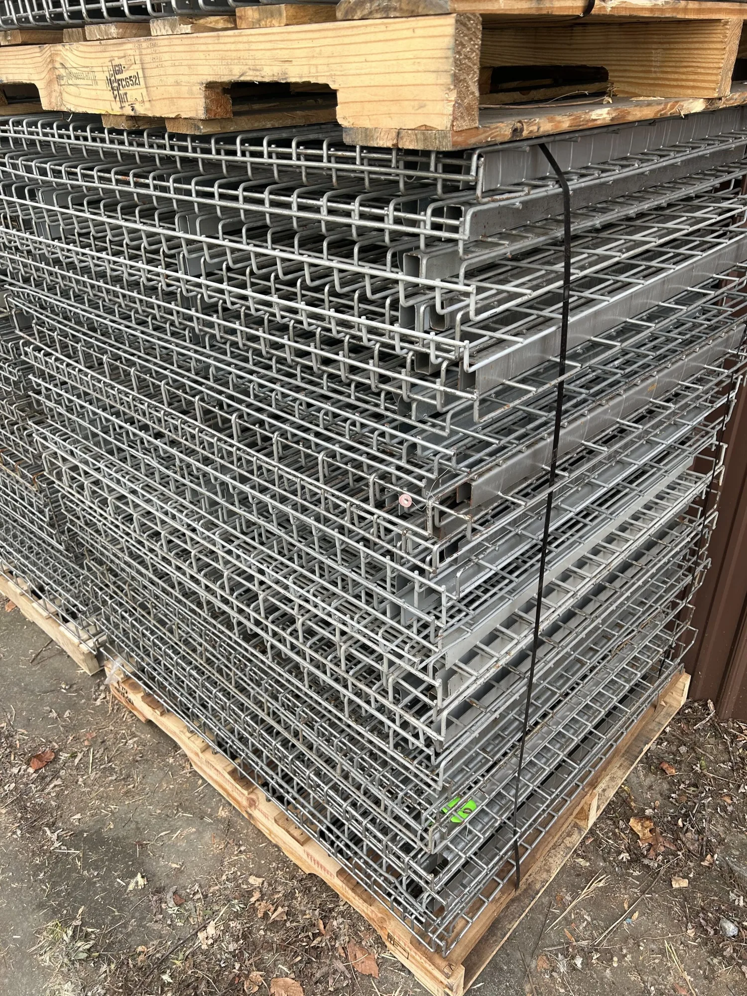 Pallet Rack Wire Deck 36″ Deep x46″ Wide Waterfall 3 Step Channel Racking Grate