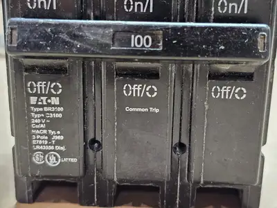 Used EATON BR3100 Switchgears British Columbia CA | Lenmark #1438400