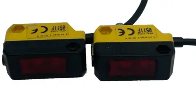 NEW BANNER ENGINEERING QS18VP6AF100Q PHOTOELECTRIC SENSOR LOT OF 2