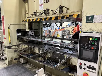 USED 2015 AIDA NC2-3000(2)E