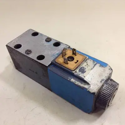 USED VICKERS DG4V322AMUHL760