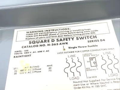 | Square D H-363AWK 3-Pole Heavy Duty Fusible Safety Switch 100A 600V - Used