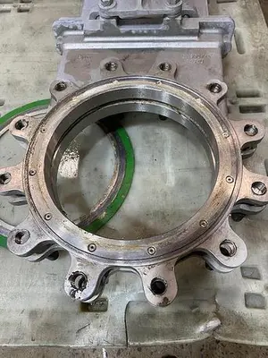 USED FNW 2020T14