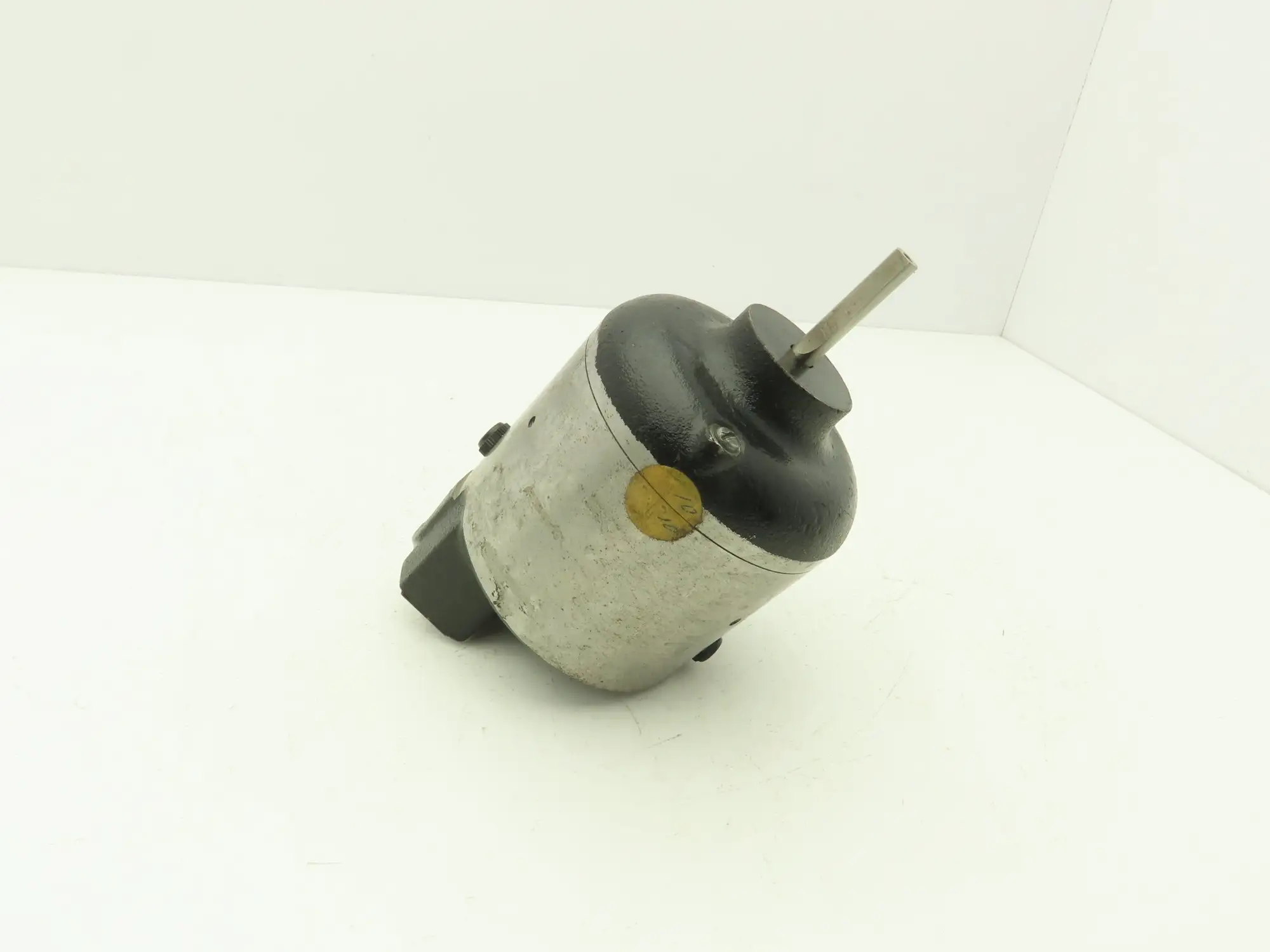 GE General Electric 5BA65AA155 DC Motor 1/50Hp 1800 RPM 120V 3/8"Shaft