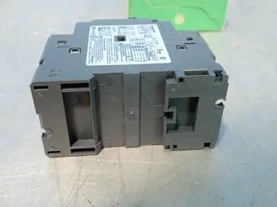 USED SCHNEIDER ELECTRIC GV2P20