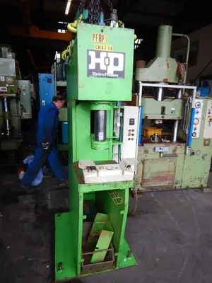 USED HYDROPRESSE 25 TON