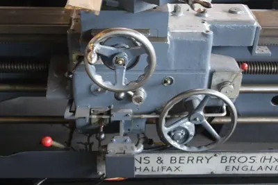 27"/45" X 138" BINNS & BERRY ENGINE LATHE. STOCK # 0680624