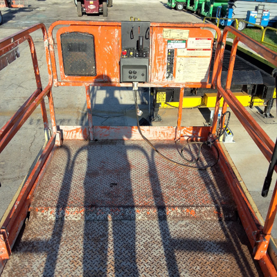USED 2014 JLG 4069LE
