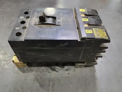 USED SQUARE D Q232150