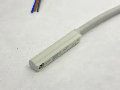 D-M9PL | SMC  Solid State Auto Switch 10' Foot Lead - New – Open box