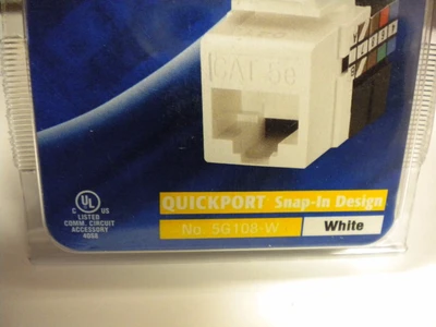 NEW Leviton 5G108-W