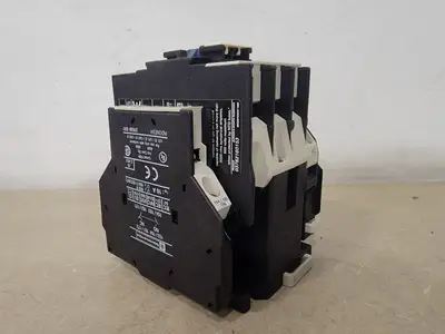 USED TELEMECANIQUE LC1-D3210