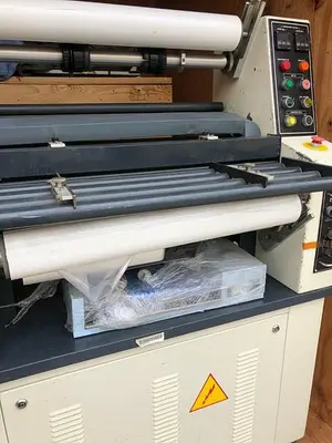DYNACHEM MANUAL LAMINATOR CLEANER 360