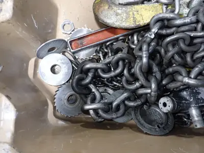 Chain Hoists / Lifting Equipment