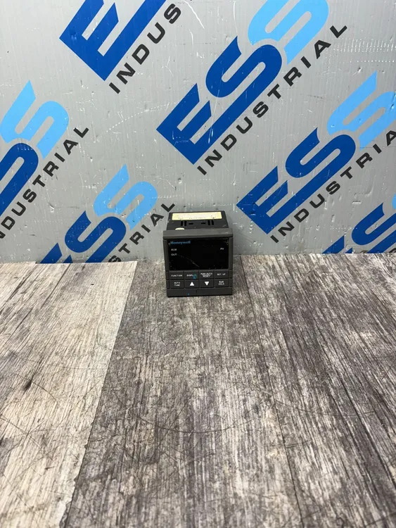 Used HONEYWELL DC200H-0-000-100000-0 Misc Electrical & Power Parts South Carolina US | ESS Industrial Equipment Sales #635411