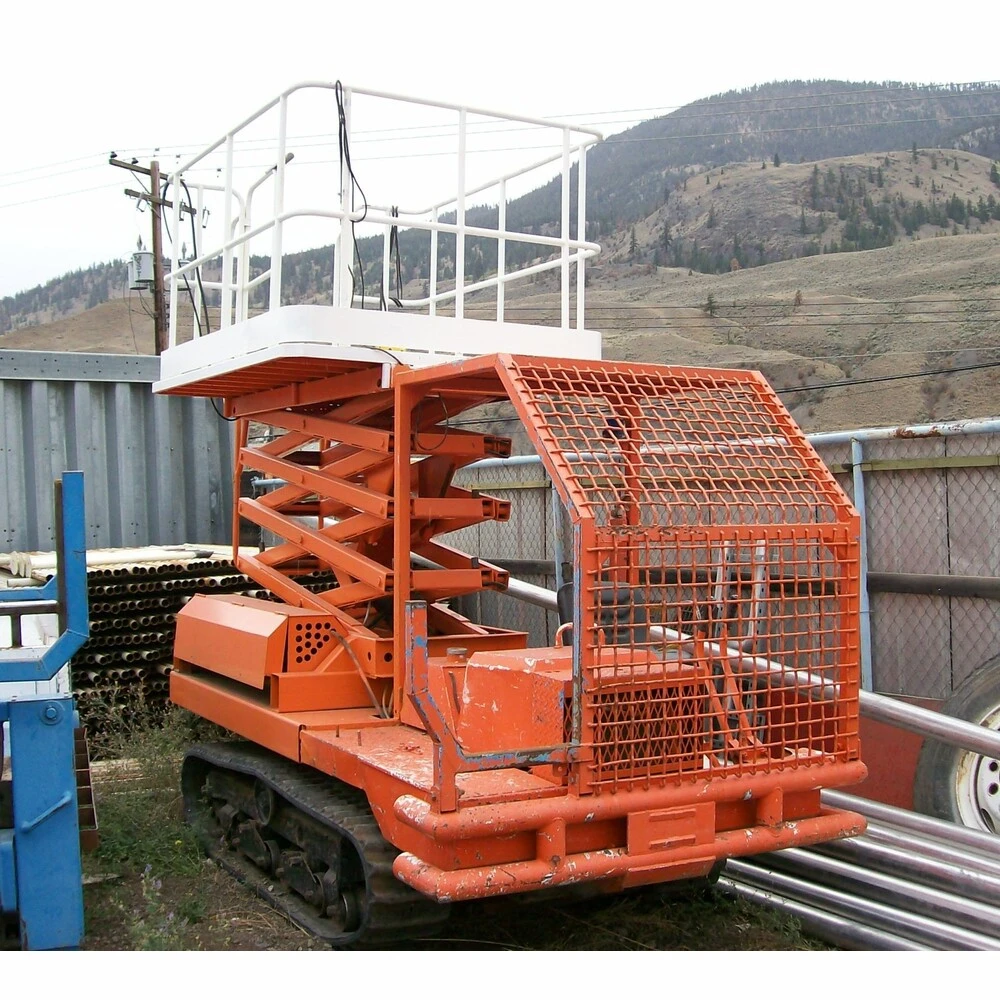 Yanmar C25 Scissor Lift