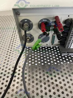 USED APPLIKON ADI 1030 BIO CONTROLLER W/ PH CABLE AND TEMPERATURE SENSOR