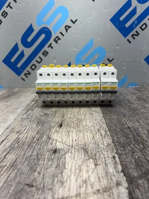 USED SCHNEIDER ELECTRIC 60898-1 60947-2