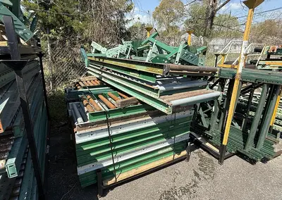 LOT OF ROLLER CONVEYOR