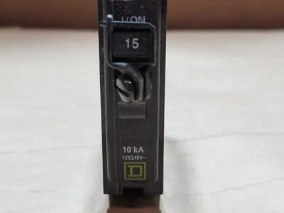 USED SQUARE D QOB115