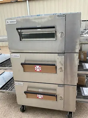 Used LINCOLN 1600 Ovens British Columbia CA | Surrey Food Equipment #1486554