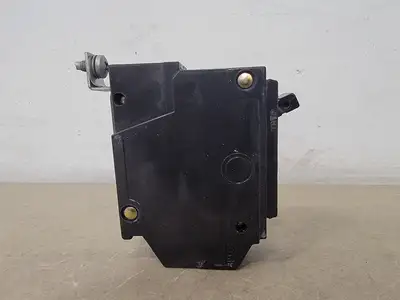 Used GENERAL ELECTRIC THQB1120 Switchgears British Columbia CA | Lenmark #294486