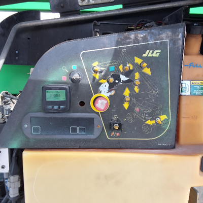 USED 2015 JLG 450AJ