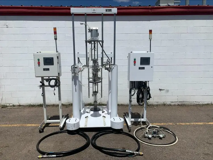Used 1900 GRACO TWO COMPONENT METER-MIX Processing (misc) Colorado US | Revelation Machinery #1362748