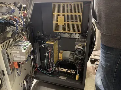 Used 2011 FANUC R2000IB/165F 6 AXIS CNC ROBOT WITH R30IA CONTROLLER Robots | Harbor Machinery Inc. #1283317