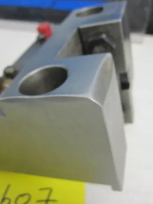 USED Haas BOT40