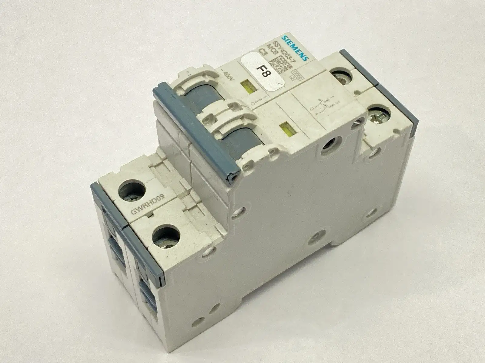 5SY4203-7 | Siemens  MCB C3 Circuit Breaker 2-Pole 3A 400V - Used