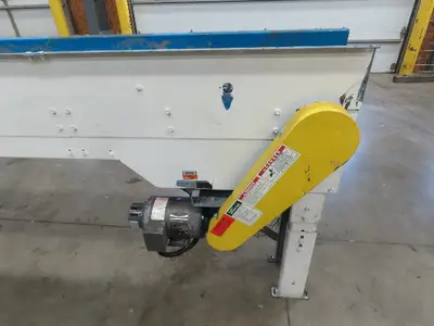New London Engineering 8"x 20' Plastic Roller Belt Accumulating Conveyor 460V
