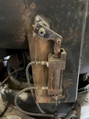 ROTO-FINISH ST-20 Vibratory Machines | Rock Solid Tools (5)