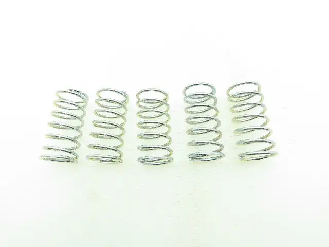 Lee Spring LC 135P 04 M Compression Spring 1.46 x 3.0 x 0.135" Lot of 5