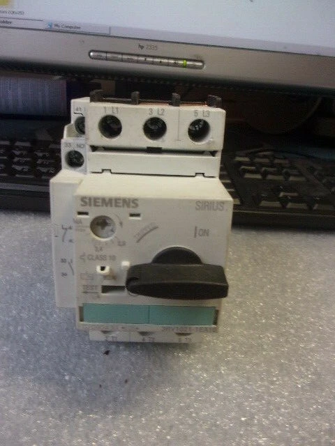 Used Siemens 3RV1021-1EA10 + 3RV1901-1A Circuit Breakers Arizona US | ASSET CONVERSION SPECIALISTS, INC. #306402