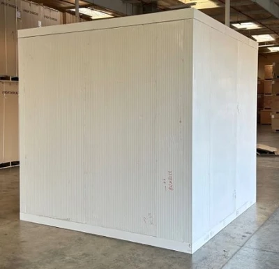171-0080 8’ x 8’ Walk In Freezer Box with Floor