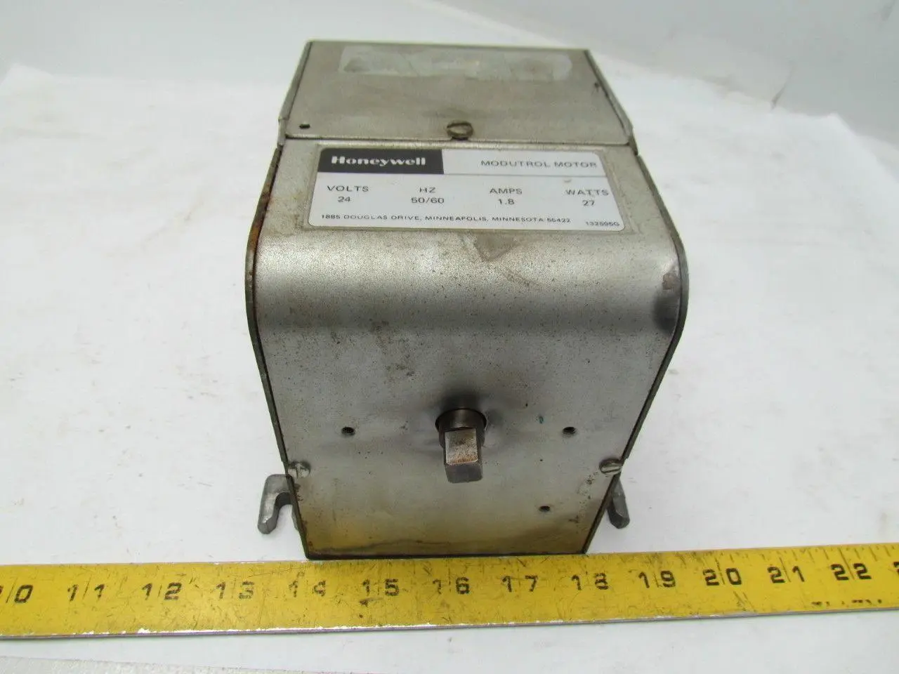 Honeywell M934A 1334 6 Modutrol Motor 24V 50/60Hz 1.8Amps 27Watts