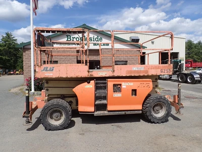 Used 2004 JLG 3394RT Manlifts Massachusetts US | Brookside Equipment Sales #1421932
