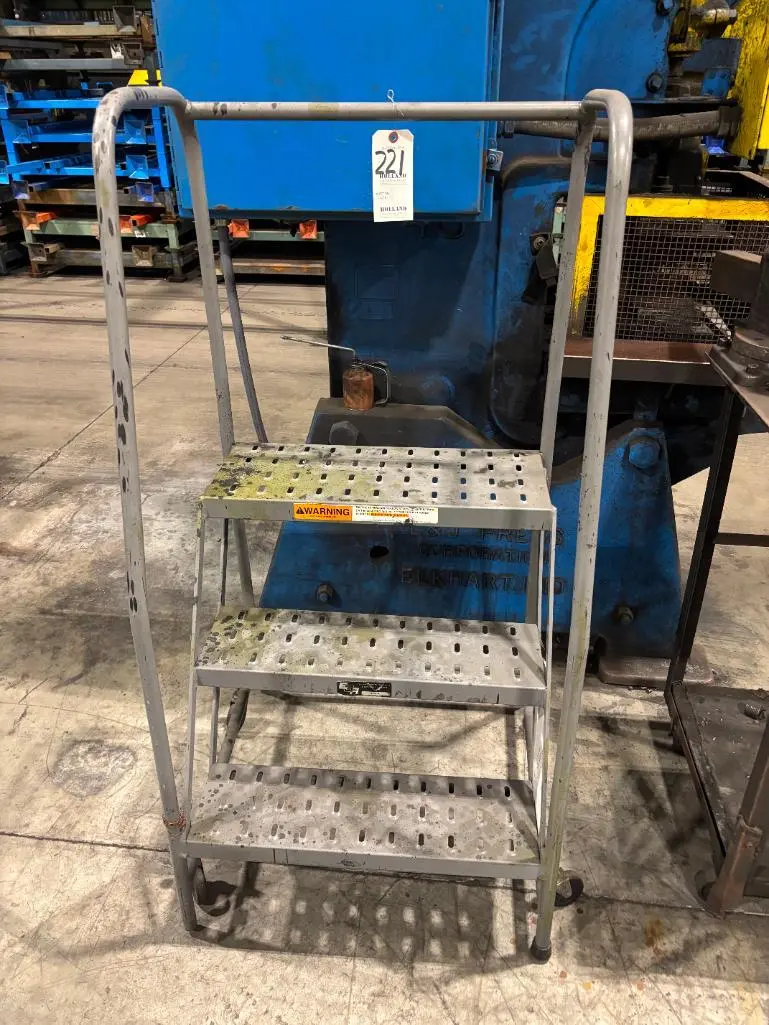 Used _UNKNOWN_ _UNKNOWN_ Ladders Ohio US | Federal Equipment Company #1520252