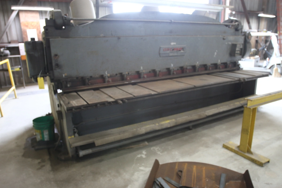 Cincinnati 2512 Shear, 3/8" x 12' Capacity (LOCATION: Schertz, TX)
