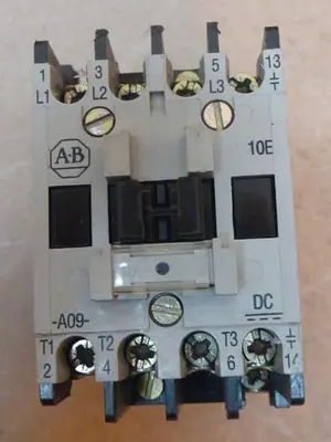 USED ALLEN BRADLEY 100-A09NZ.3 SER B