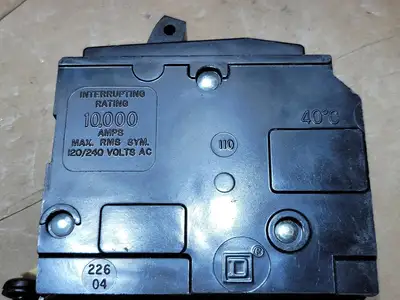Used SQUARE D QOB120 Switchgears British Columbia CA | Lenmark #835748
