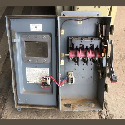 Square D 100 Amp Non-Fused Disconnect