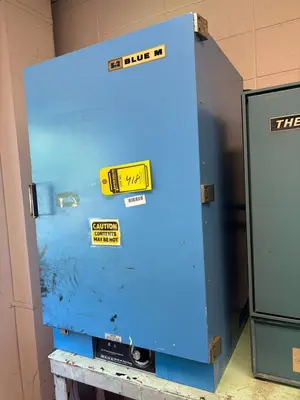 Used _UNKNOWN_ _UNKNOWN_ Lab Incubators Ohio US | Myron Bowling Auctioneers Inc #1504624