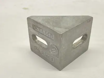XCFA 44 B | Flexlink  Angle Bracket Gusset 42 x 42 LOT OF 2 - Used