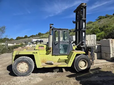 USED 1987 CLARK C500-Y300D