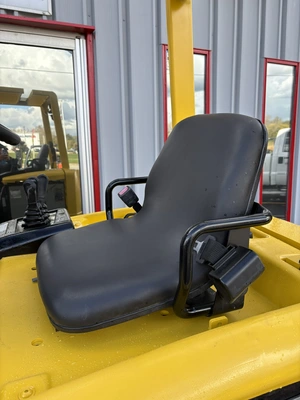 USED 2004 HYSTER E50Z-27
