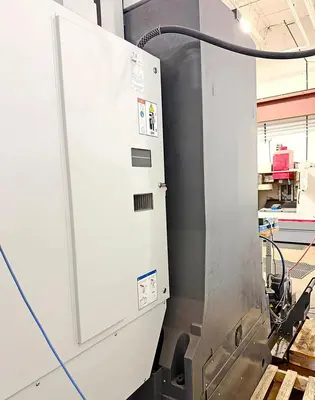 USED 2018 HAAS VM-6